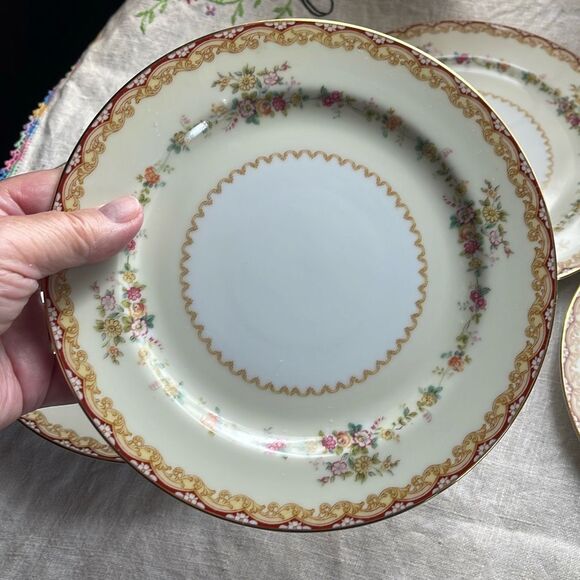 Lot of 4 Noritake China Dimity pattern salad plates. - Picture 2 of 8
